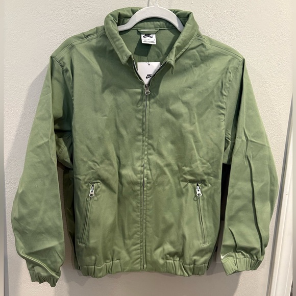 Nike SB Skate Coaches Jacket Kids Size Large 14/16 FN9214-386 Military Green - Picture 1 of 12